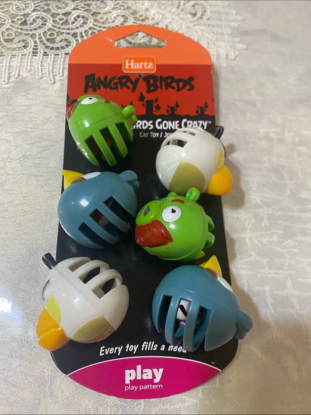 Hartz Angry Birds 'Birds Gone Crazy' Cat Toy Pack - Green/Blue/White New. - Picture 2 of 3